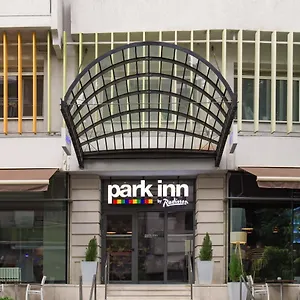 Park By Radisson & Bükreş