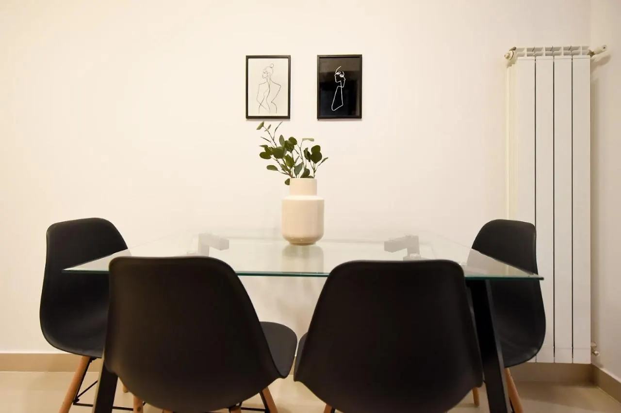 The Chic & Modern Apartment - Homey בוקרשט רומניה